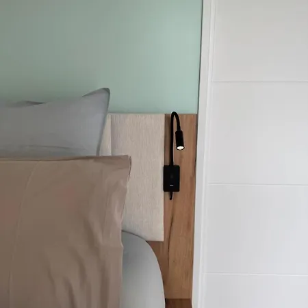 Le Doublaix - Superbe T3 Neuf - Parking Prive - 아파트 *