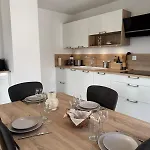 Le Doublaix - Superbe T3 Neuf - Parking Privé - Apartamento Aix-les-Bains